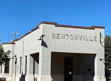 arkansas/bentonville/landmark/train-station-park