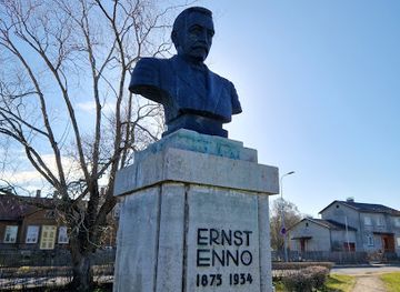 estonia/haapsalu/landmark/ernst-enno-monument