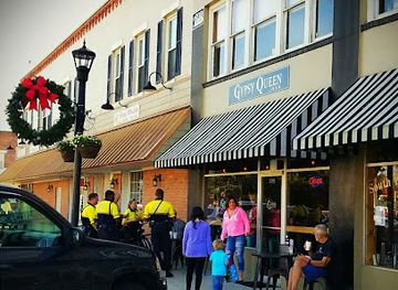 alabama/foley/landmark/gypsyqueens-java