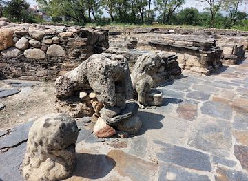 pakistan/khyber-pakhtunkhwa/landmark/butkara-i