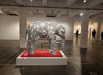 pennsylvania/pittsburgh/landmark/the-andy-warhol-museum