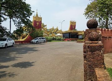 myanmar-burma/yangon-region/landmark/kandawgyi-park