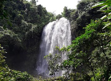 indonesia/kalimantan/landmark/jantur-inar-inar-waterfalls
