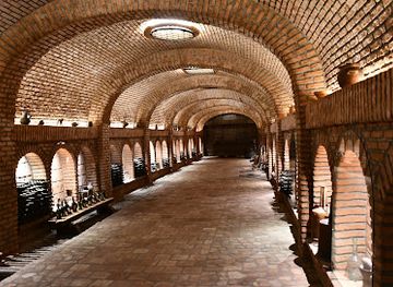 georgia/kakheti/landmark/restaurant-saperavi