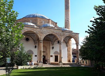 kosovo/has/landmark/the-great-mosque