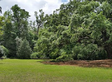 florida/tallahassee/landmark/lichgate-on-high-road