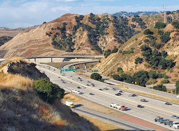 california/santa-clarita/landmark/beale-s-cut