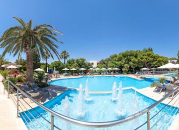 greece/kos/marmari/landmark/caravia-beach-hotel