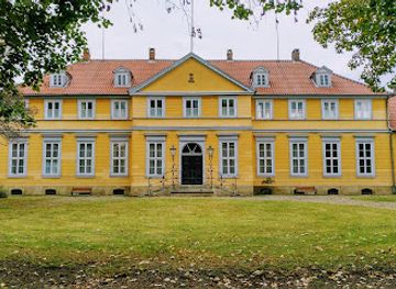 germany/hannover/landmark/furstenhaus-herrenhausen