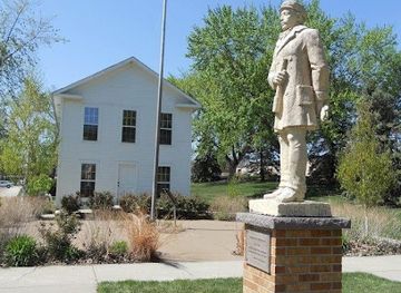 south-dakota/yankton-area/landmark/dakota-territorial-capitol-replica-building