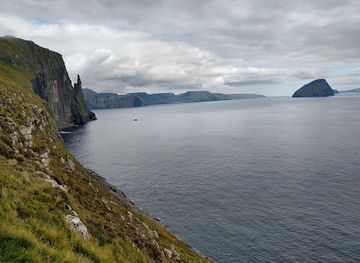faroe-islands/koltur/landmark/klovningur