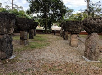 guam/dededo/landmark/senator-angel-leon-guerrero-santos-latte-stone-memorial-park