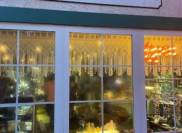 alabama/daphne/landmark/the-crystal-shoppe-on-main