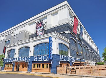 kentucky/newport/landmark/shiners-on-the-levee