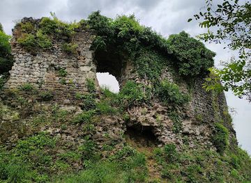 georgia/abkhazia/landmark/bagrat-castle