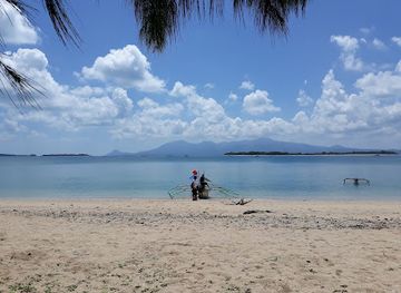 philippines/calaguas-island/landmark/apuao-grande-island