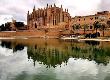 spain/palma-de-mallorca/landmark/parc-de-la-mar