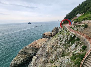 south-korea/busan/landmark/yeongdo-lighthouse