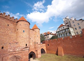 poland/warsaw/praga/landmark/warsaw-barbican