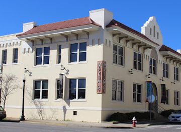 florida/pensacola/landmark/pensacola-museum-of-art