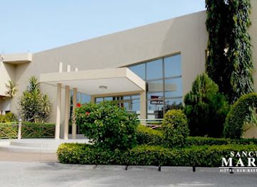 togo/lome/landmark/hotel-sancta-maria