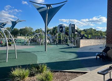 indiana/carmel/landmark/westermeier-commons-playground-splashpad