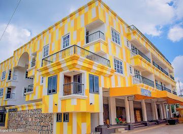 ghana/kwahu/landmark/freedom-hills-hotel