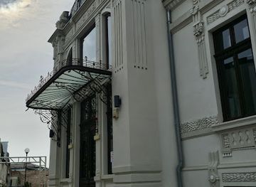 romania/oltenia/landmark/muzeul-cartii-si-exilului-romanesc