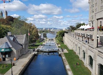 canada/ottawa/landmark/rideau-canal-locks-1-8-ottawa