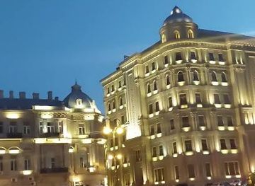 azerbaijan/sumqayit/landmark/azneft-square