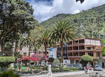 ecuador/oriente/landmark/hotel-flor-de-oriente
