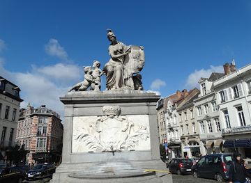 belgium/walloon-brabant/landmark/place-du-grand-sablon