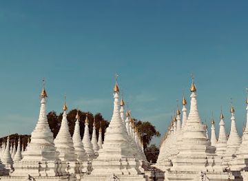 myanmar-burma/mandalay-region/landmark/zay-cho