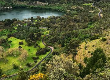 australia/limestone-coast/landmark/potters-point-lookout