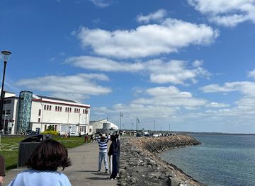 ireland/salthill/landmark/salthill-prom