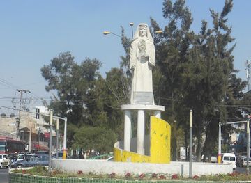mexico/mexico-city/landmark/monumento-a-sor-juana-ines-de-la-cruz
