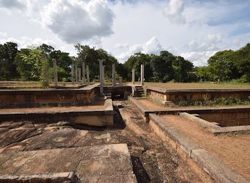 sri-lanka/anuradhapura-district/landmark/western-monastery-complex-i