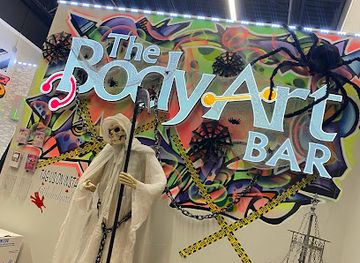 illinois/berwyn/landmark/the-body-art-bar