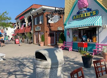 delaware/rehoboth-beach/landmark/penny-lane-mall