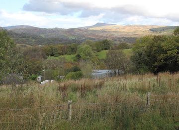 united-kingdom/brecon-beacons-national-park/attraction/waterfall-country-2