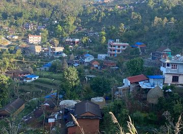 nepal/pokhara/landmark/short-hiking