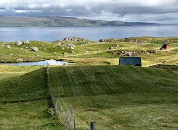 faroe-islands/hestur-island/landmark/gamlaratt-ferry-port