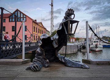 lithuania/nida-beach/landmark/black-ghost-of-klaipeda
