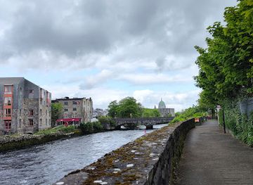 ireland/galway/landmark/galway-tourist-train