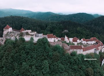 romania/rasnov-area/landmark/rasnov-fortress