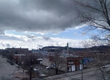canada/montreal/mile-end/landmark/le-champ-des-possibles