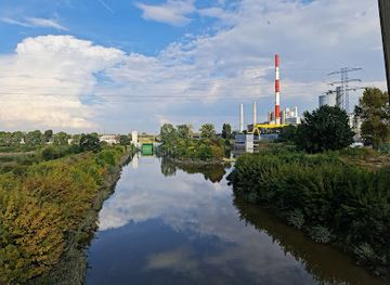 poland/masovia/landmark/zeranski-footbridge