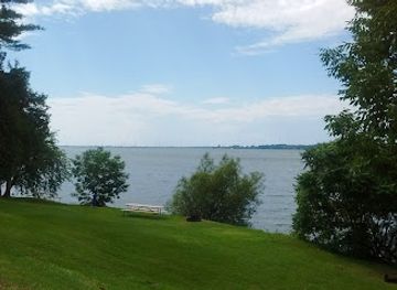 new-york/north-country/landmark/burnham-point-state-park