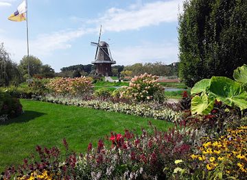 michigan/holland/landmark/windmill-island