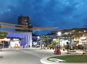 costa-rica/jaco/landmark/jaco-walk-shopping-center